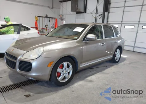 2004 Porsche Cayenne Turbo z USA, uszkodzony, nr VIN WP1AC29P94LA91103